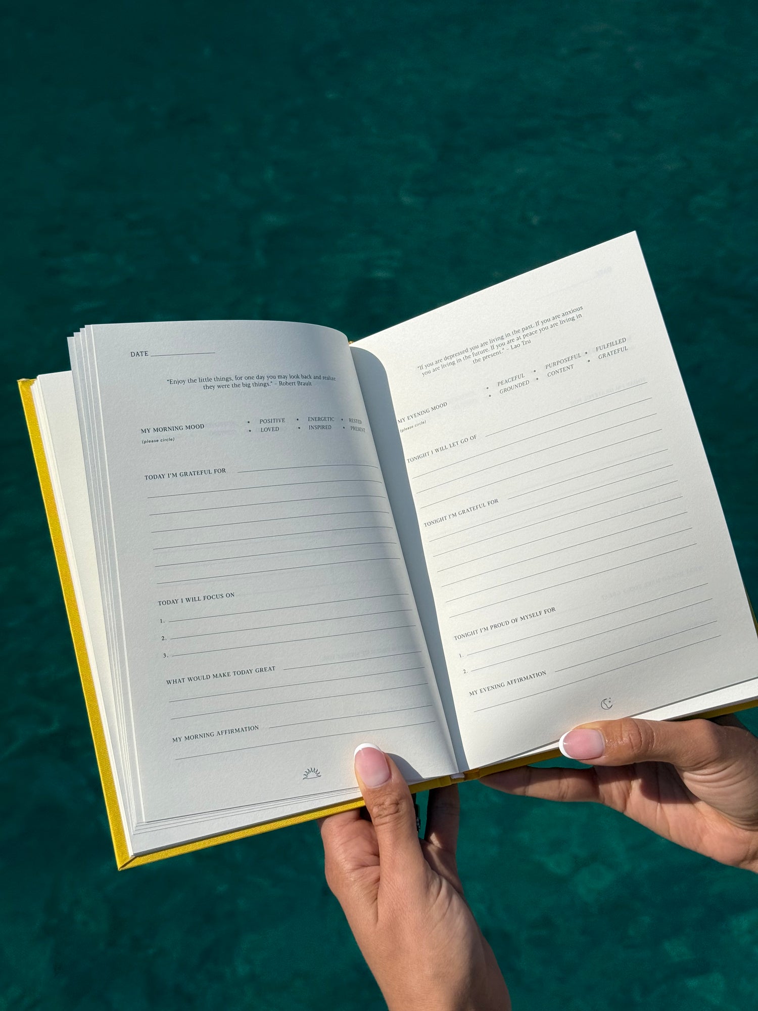 BLACK FRIDAY - Summer Yellow Gratitude Journal